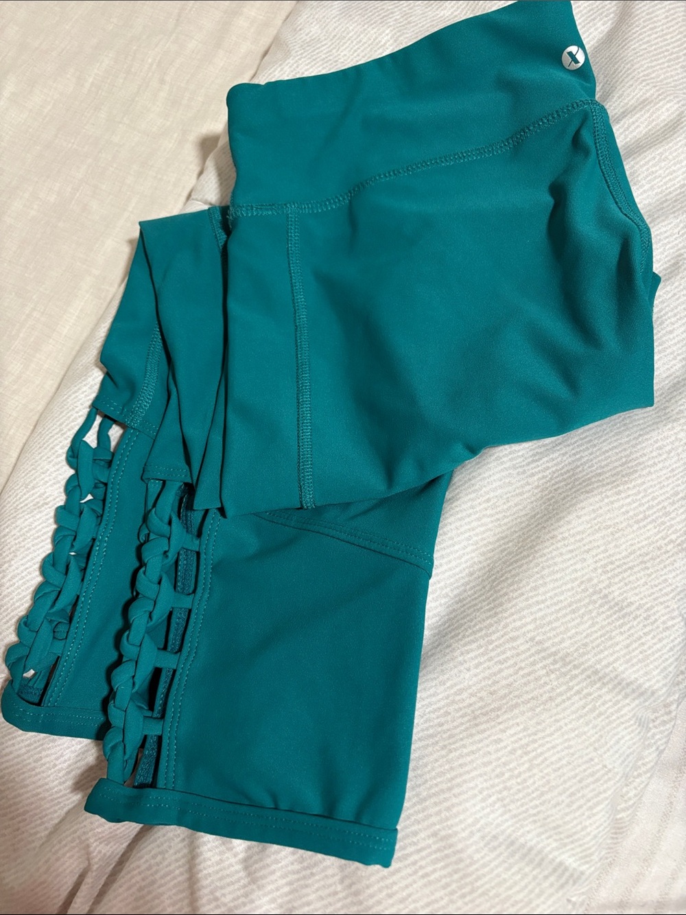 Xersion Teal High-Waist Active Capri Leggings size M